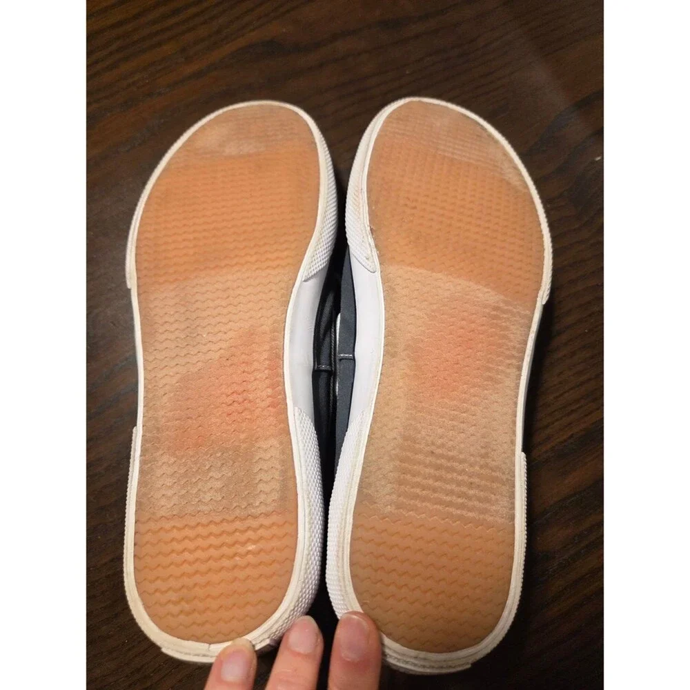 Sperry refined casual